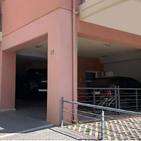 Urban Flat - Central Spot Apartments Volos Ngoại thất bức ảnh
