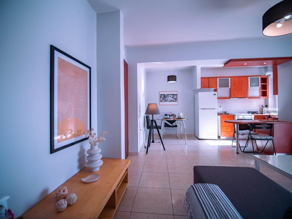 Urban Flat - Central Spot Apartments Volos Ngoại thất bức ảnh