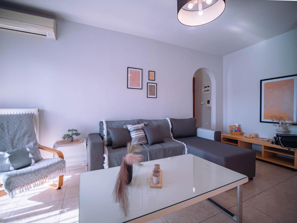 Urban Flat - Central Spot Apartments Volos Ngoại thất bức ảnh